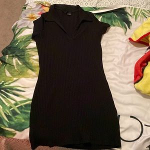 black dress with collar and short sleeves size: XL